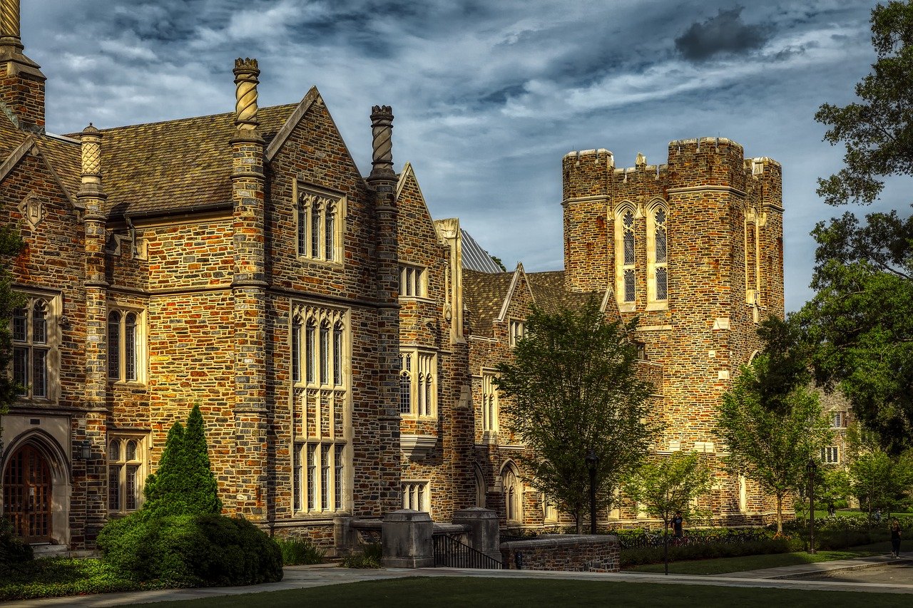 duke-university-courses-admissions-campus-and-scholarships-online